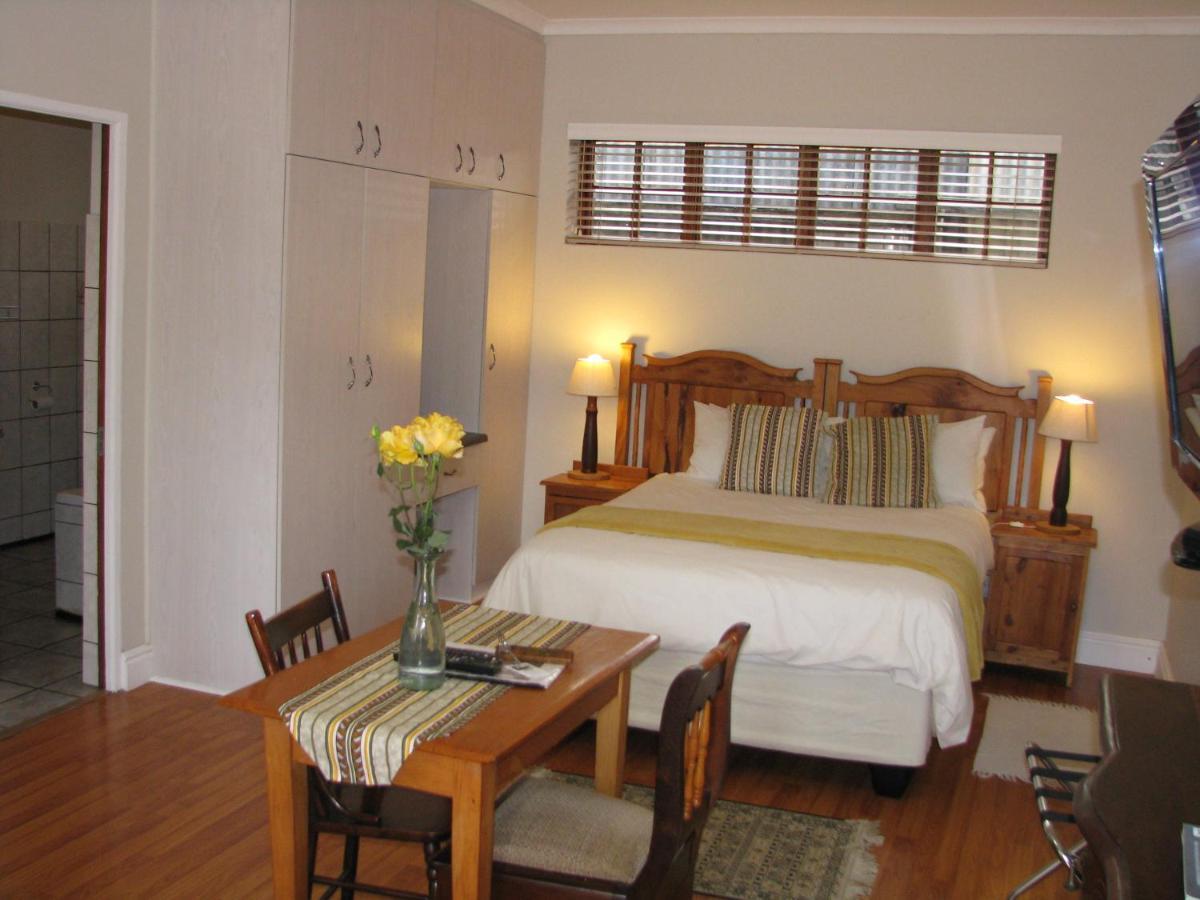 Kaiser'S B&B Grahamstown Exteriér fotografie